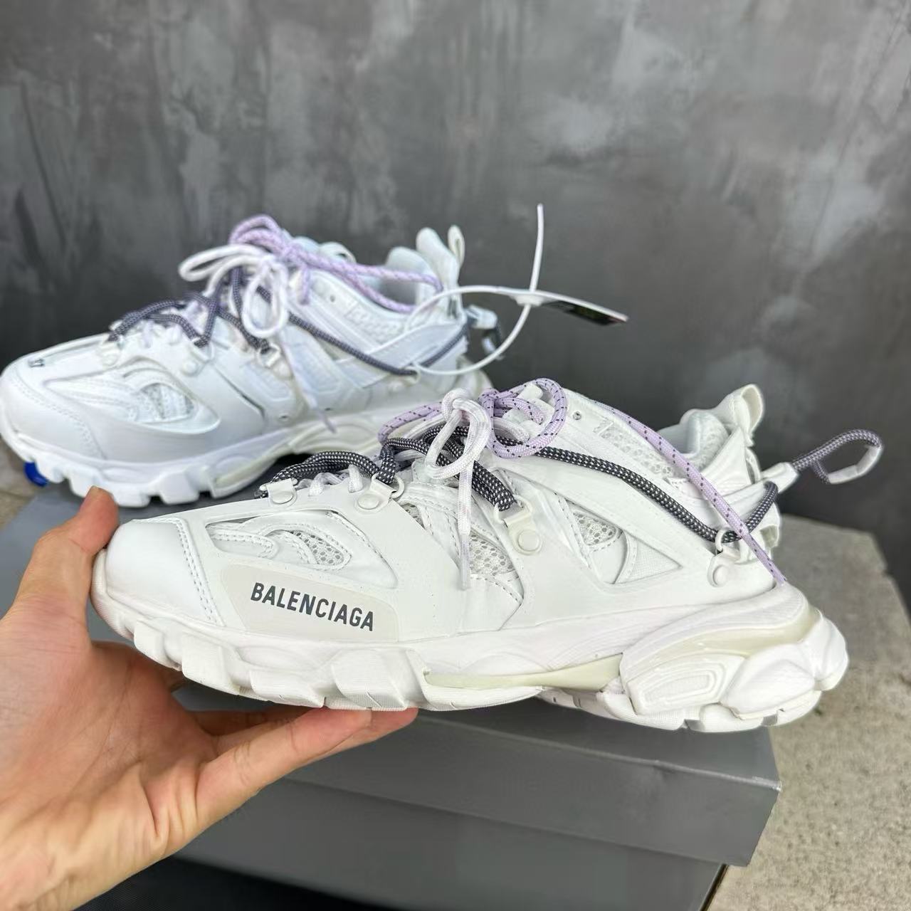 BALENC1AG カジュアルシューズ【50％割引+送料無料】
