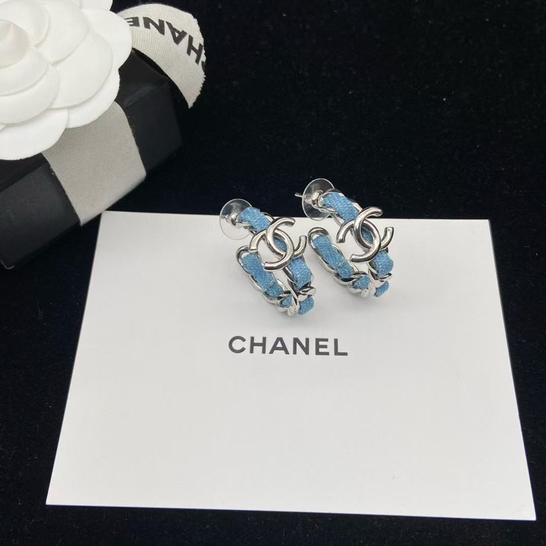 CHANE1 ダブルC ブルーイヤリング【 50％割引+送料無料】