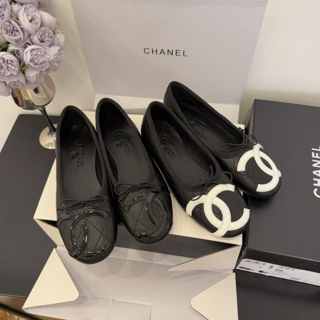 CHANE 1 ダブルC シープスキン フラットシューズ【50％割引+送料無料】