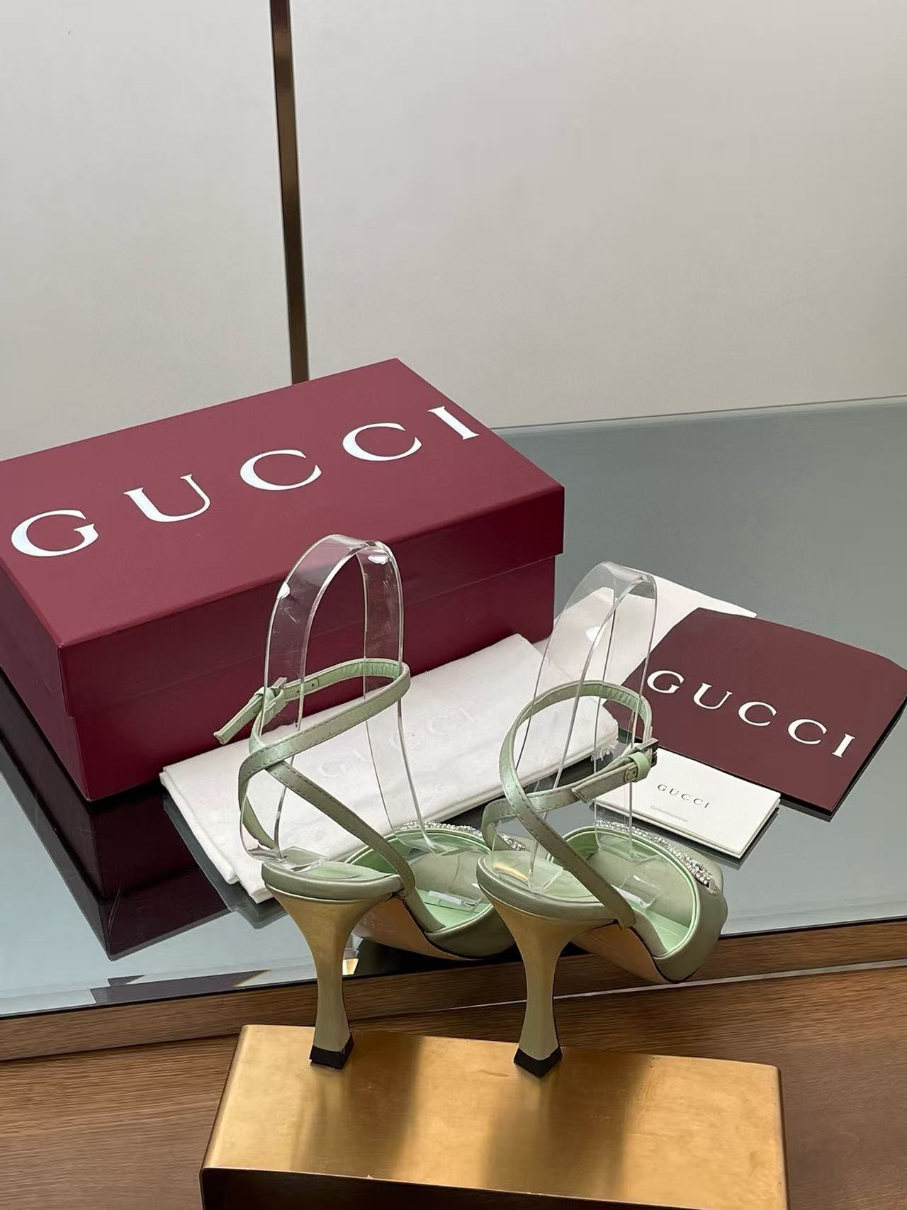 GUCC1 クリスタル ダイヤモンド シルク サンダル【50%割引+送料無料】