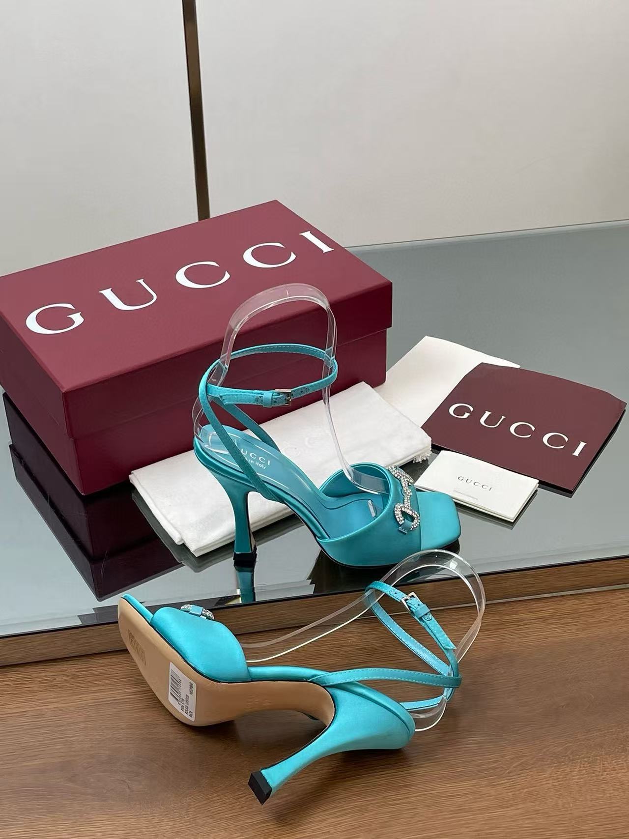 GUCC1 クリスタル ダイヤモンド シルク サンダル【50%割引+送料無料】