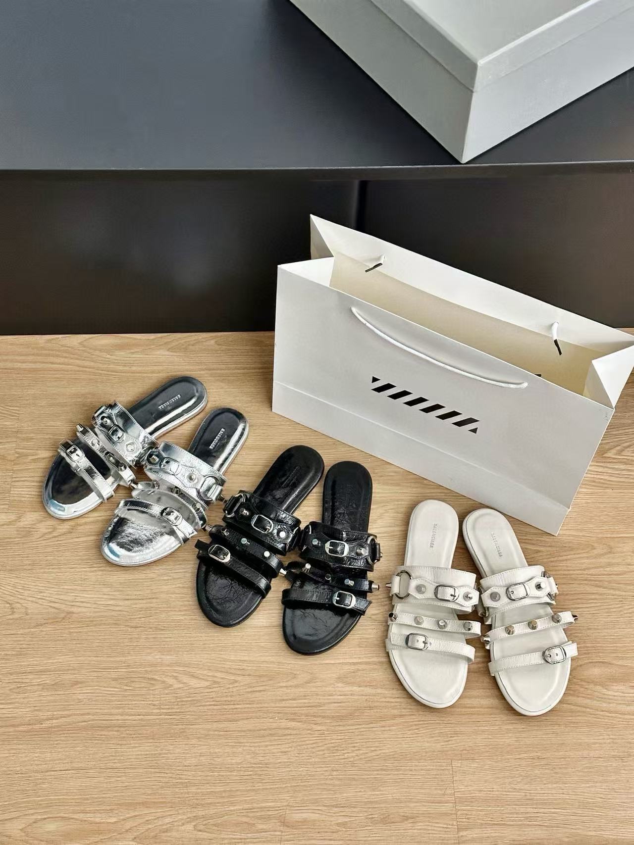 BALENC1AG 高品質レザースリッパ【50％割引+送料無料】
