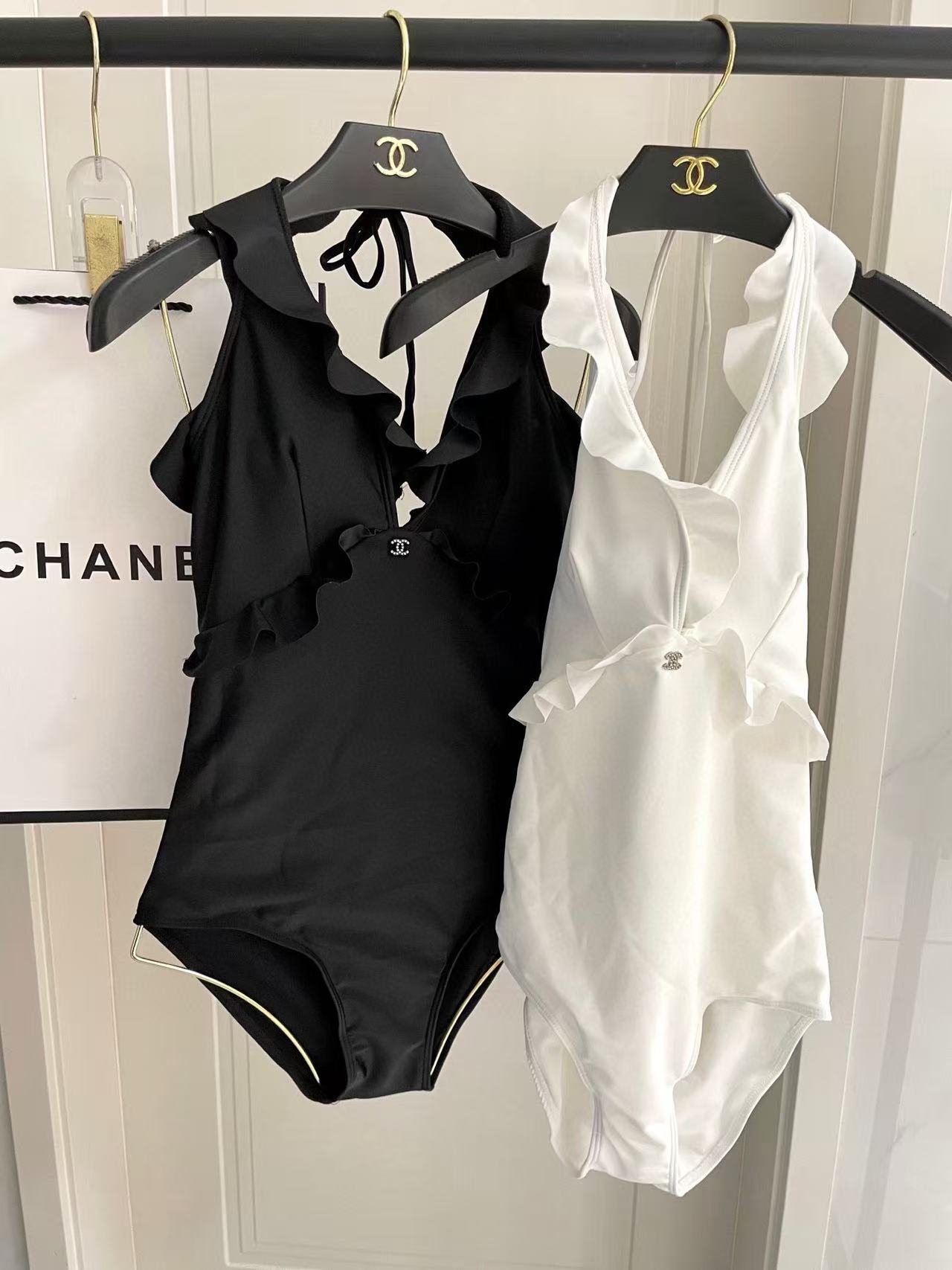 CHANE1 フリルワンピース水着【 50％割引+送料無料】