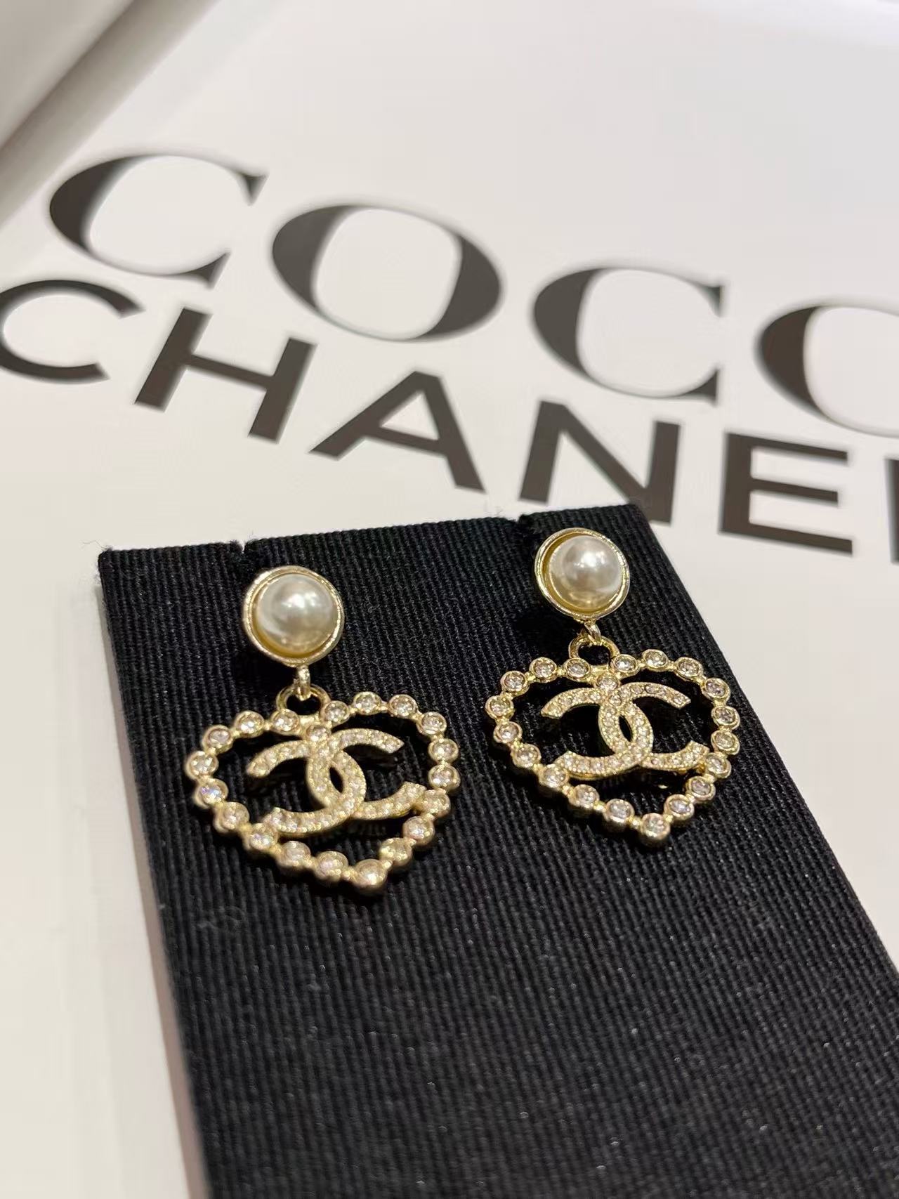 CHANE1 ハートパールイヤリング【 50％割引+送料無料】