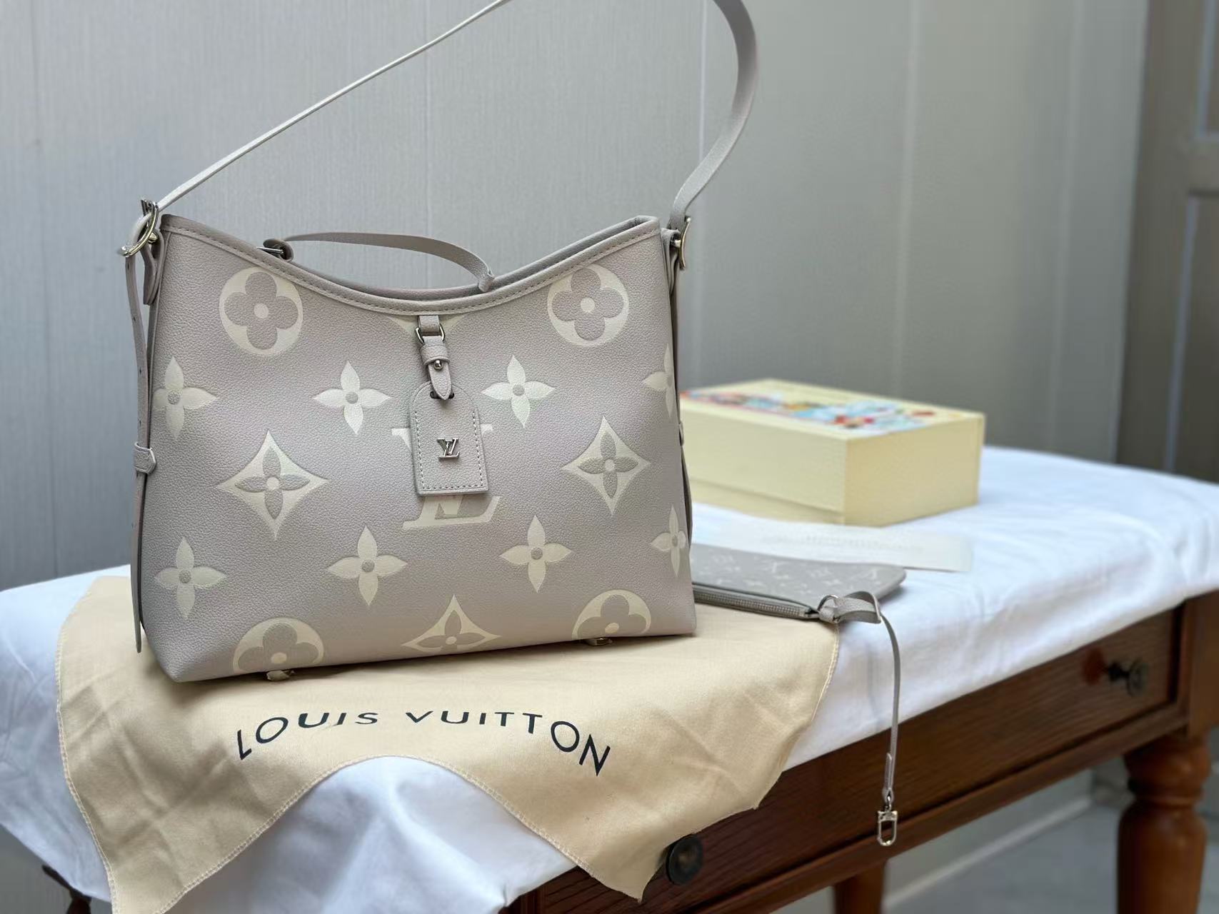 LV carryショッピングバッグ【 50％割引+送料無料】