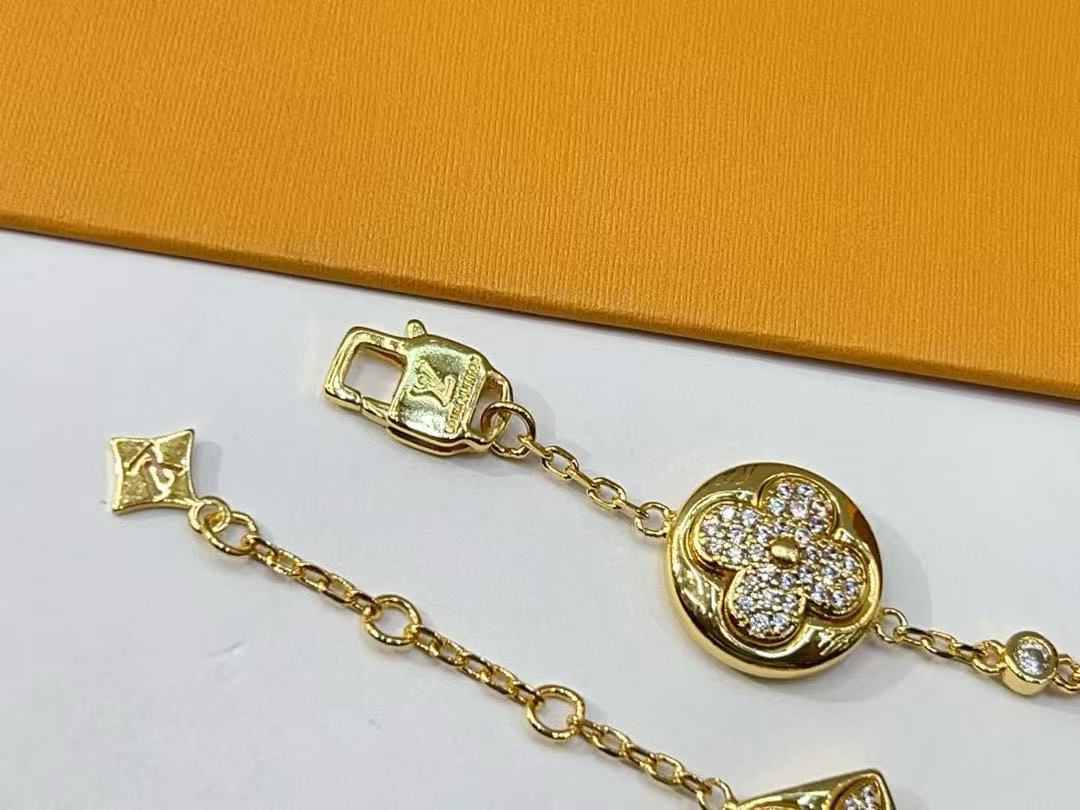 LV四つ葉のクローバーダイヤモンドブレスレット【 50％割引+送料無料】