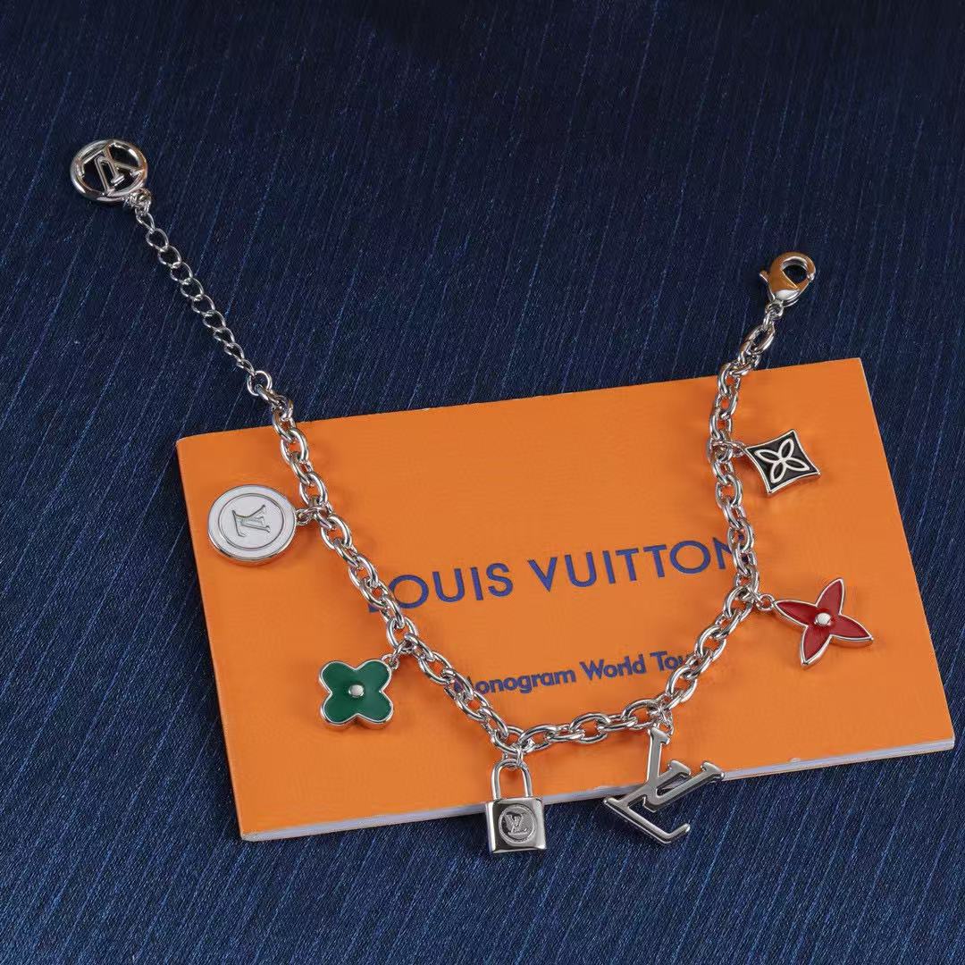 LV四つ葉のクローバーブレスレット【50％割引+送料無料】