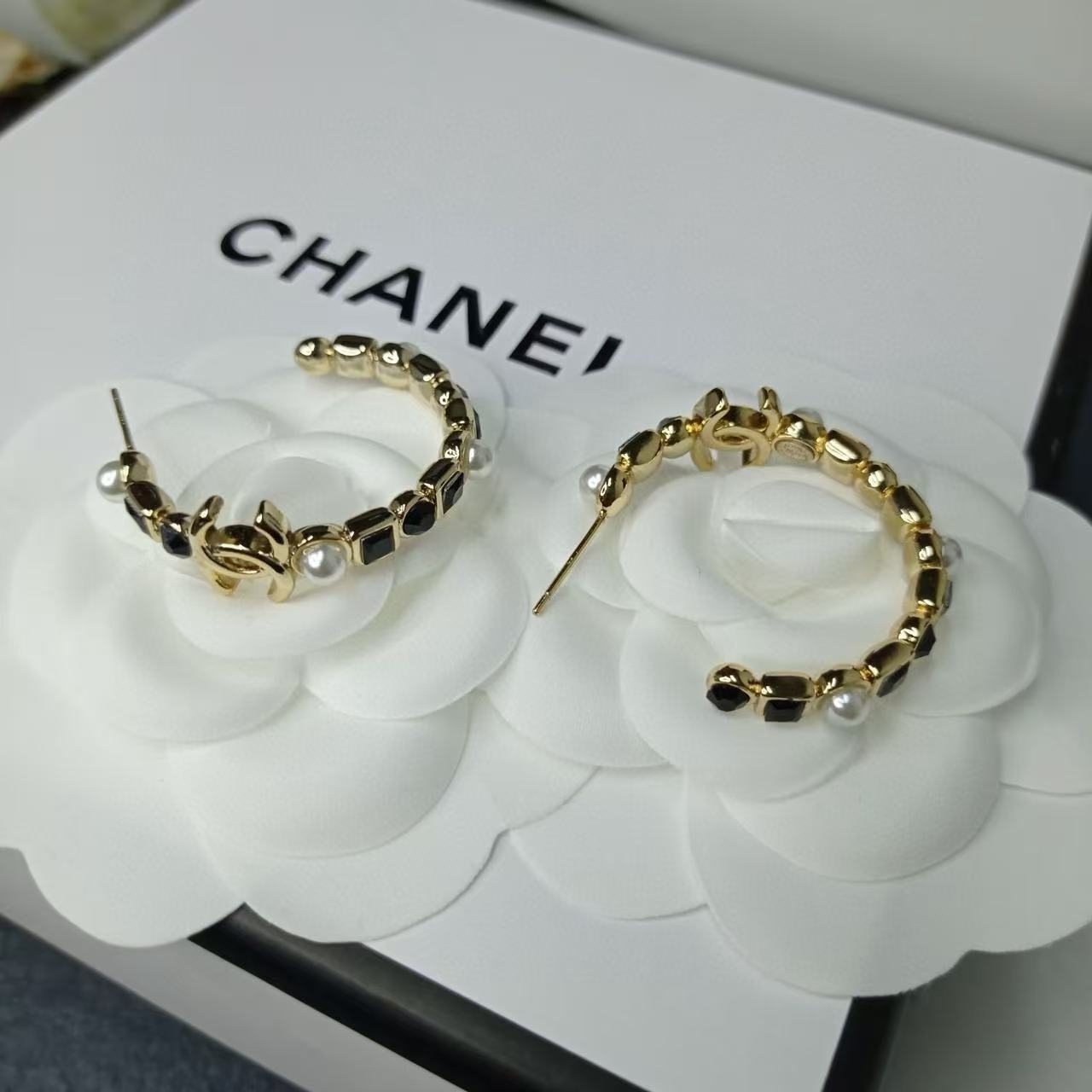 CHANE1 ブラック スクエア ダイヤモンド パール イヤリング【50%割引+送料無料】