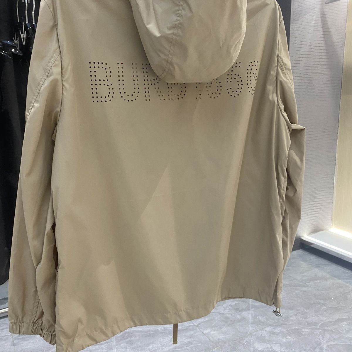 バーバリーの日焼け止め衣類【 50%割引+送料無料】621