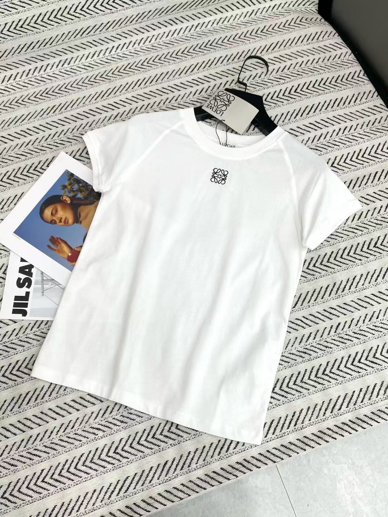 L0WEW シンプル刺繍ロゴTシャツ【50%割引+送料無料】