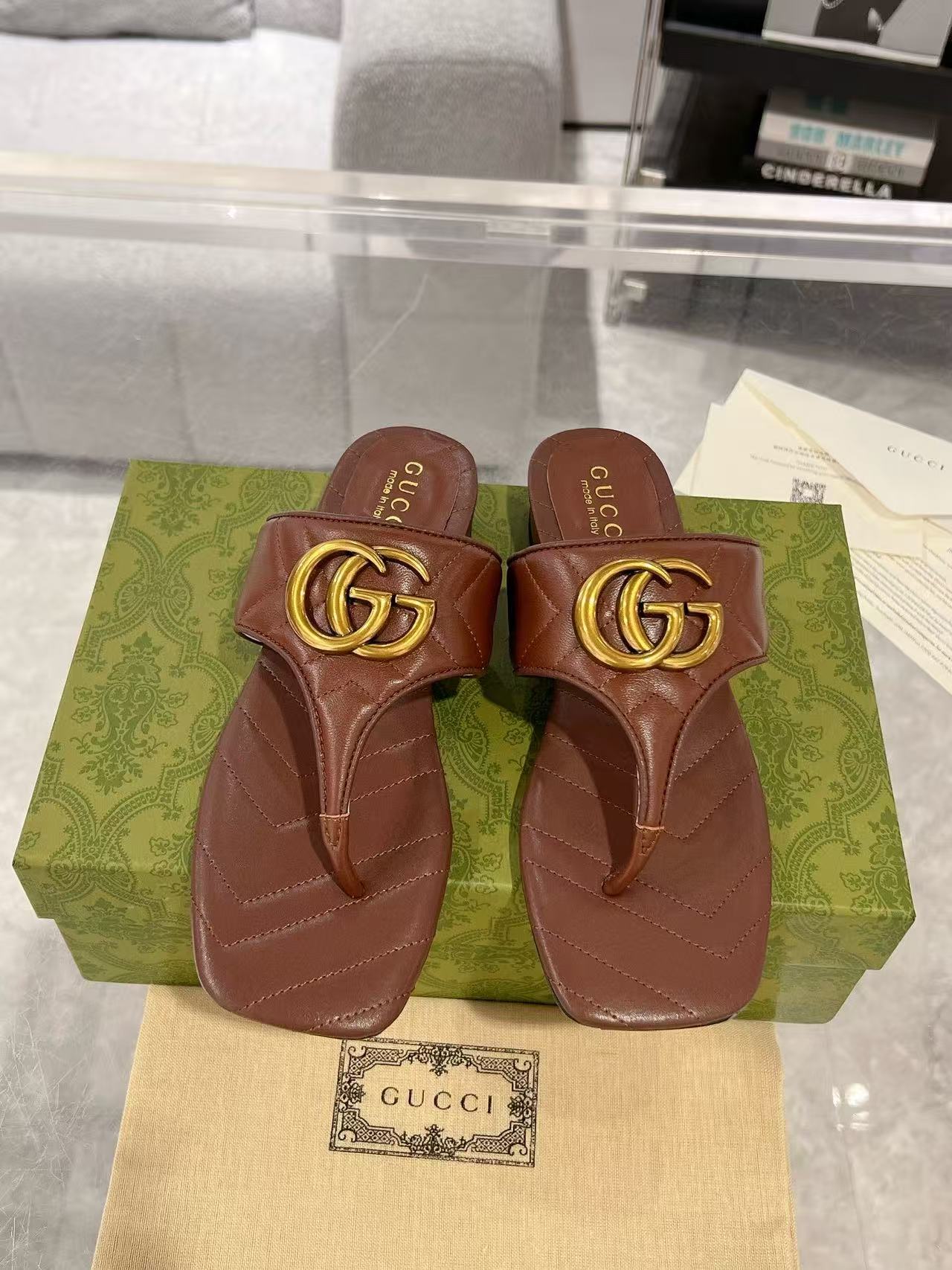 GUCC1 高品質ダブルGフリップフロップ【50%割引+送料無料】