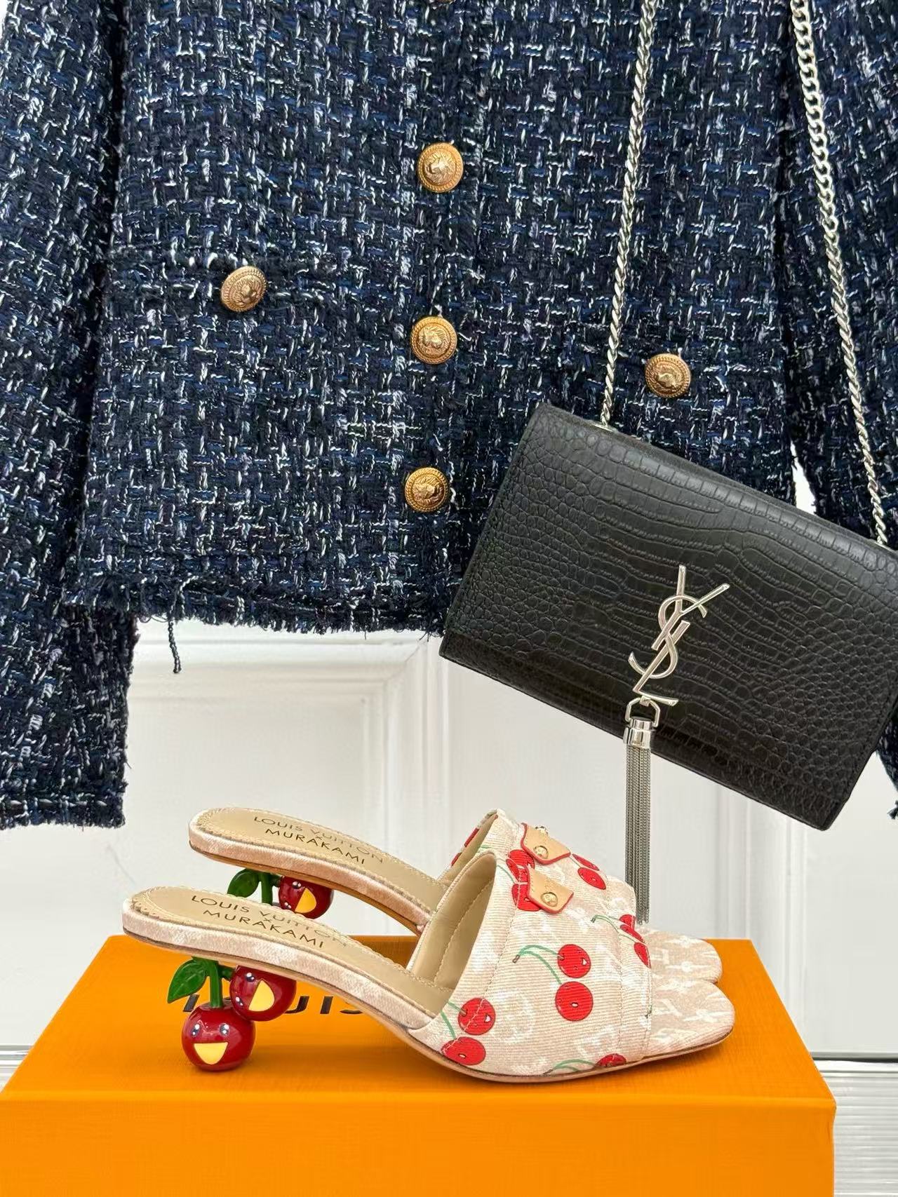 LVの高品質チェリーローヒール【50%割引+送料無料】