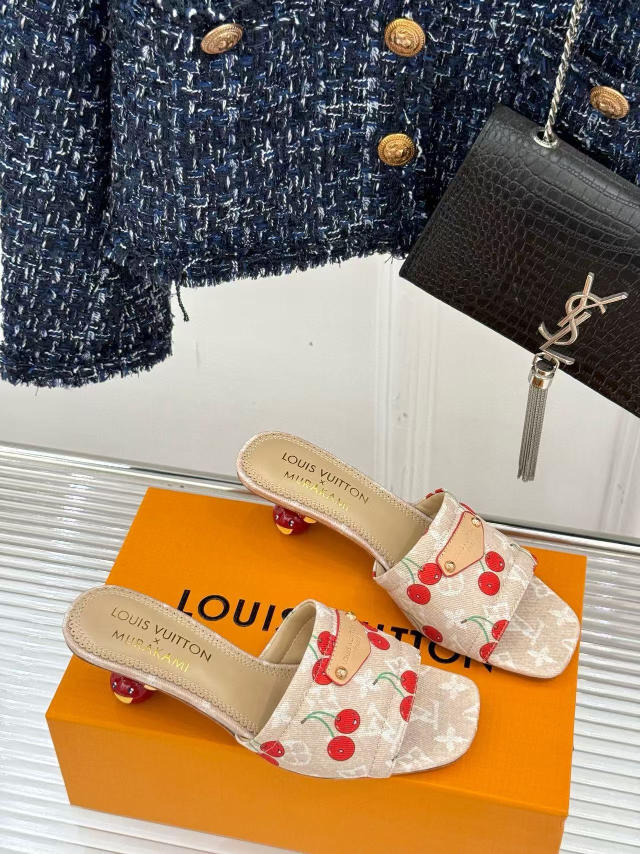 LVの高品質チェリーローヒール【50%割引+送料無料】