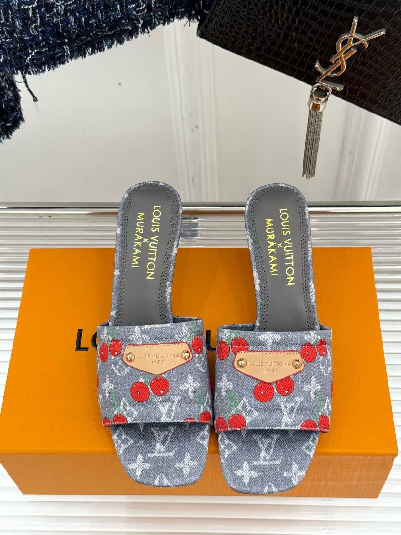 LVの高品質チェリーローヒール【50％割引+送料無料】