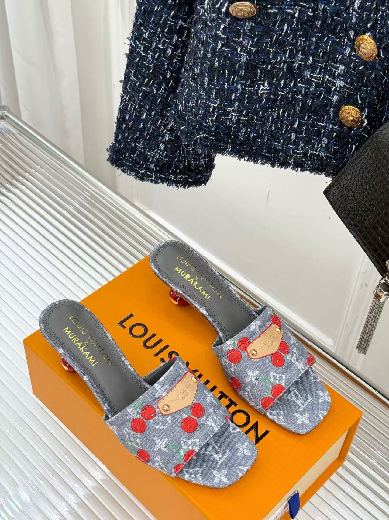 LVの高品質チェリーローヒール【50%割引+送料無料】