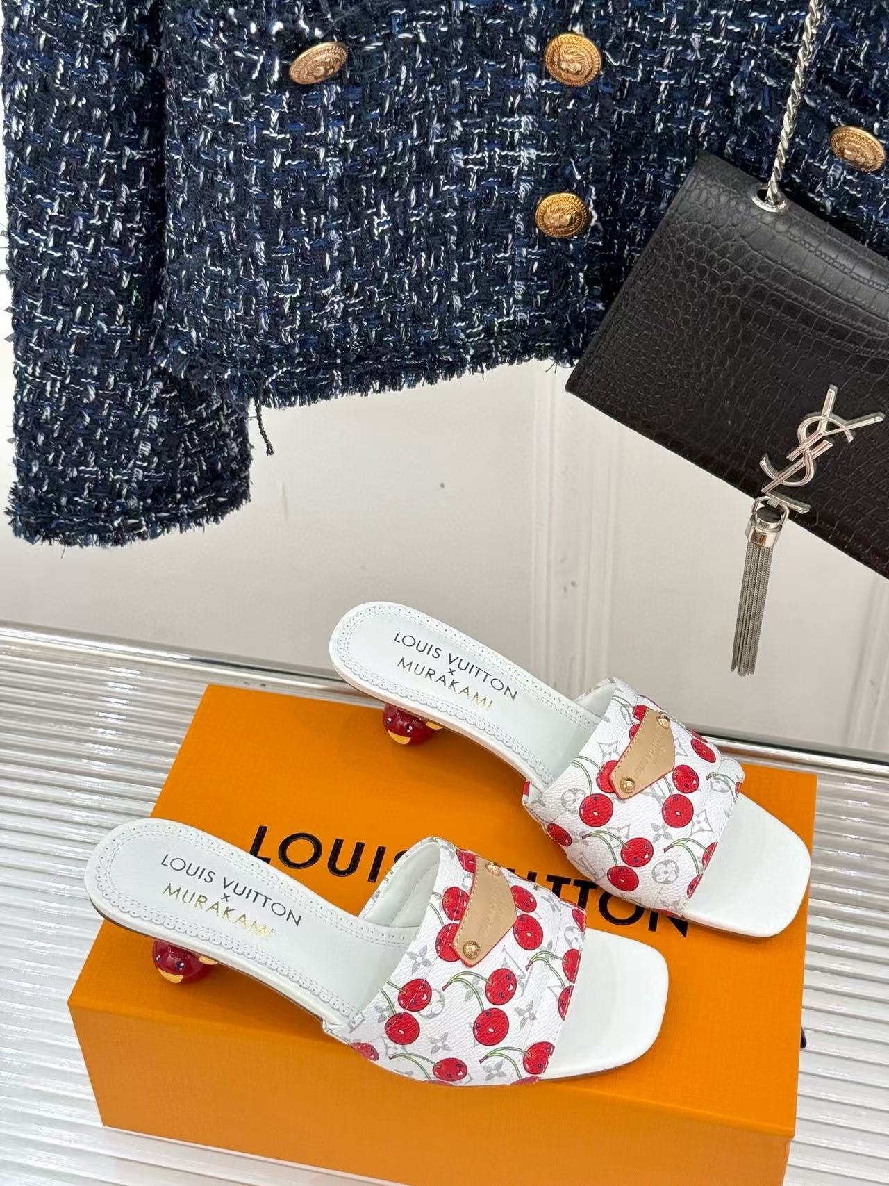 LVの高品質チェリーローヒール【50%割引+送料無料】