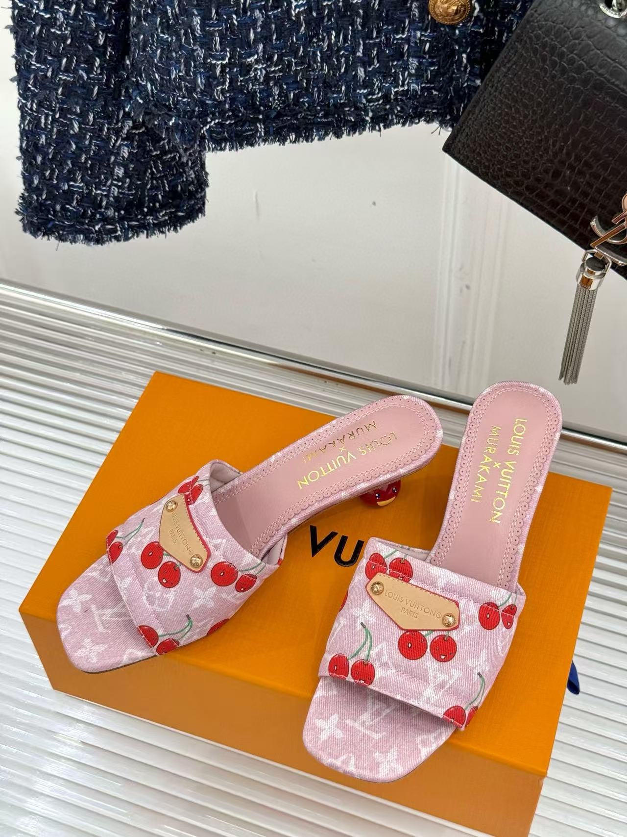 LVの高品質チェリーローヒール【50%割引+送料無料】