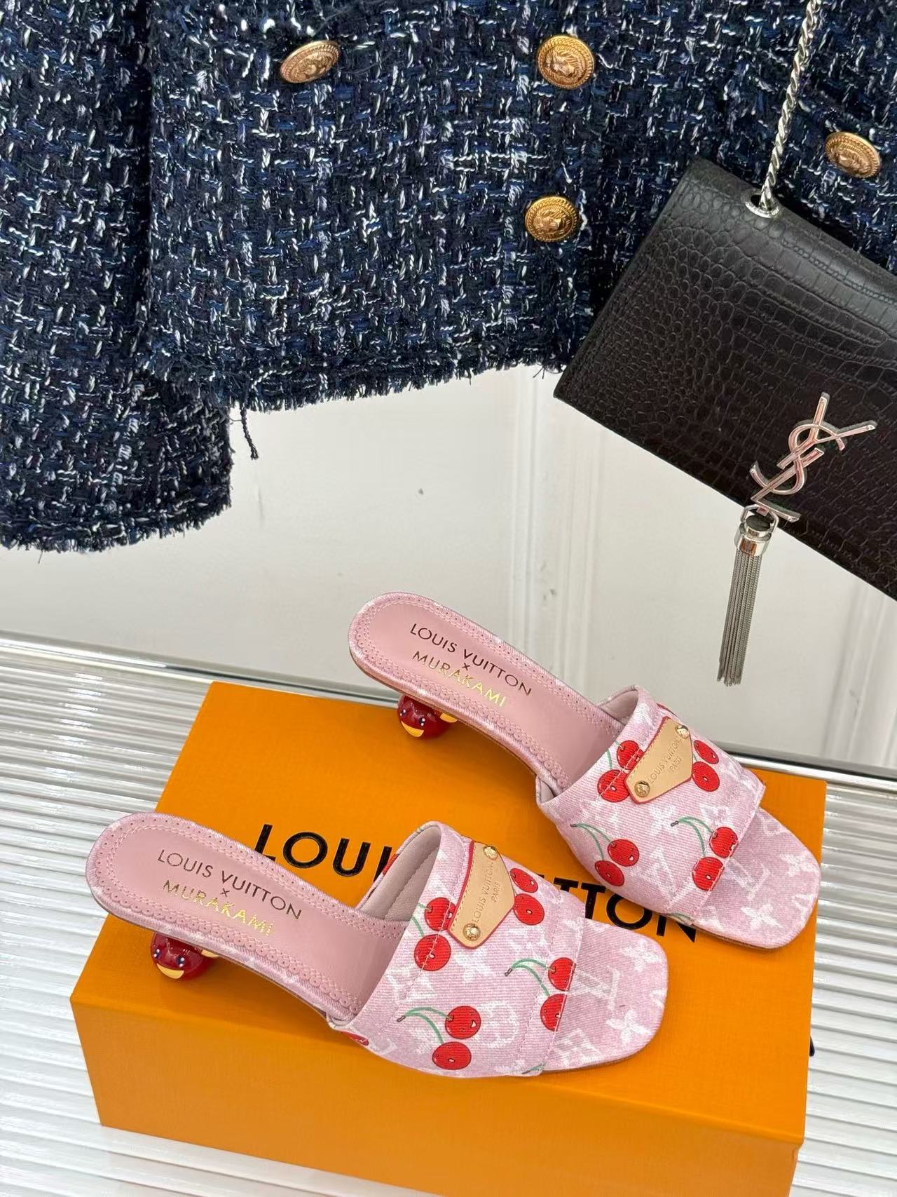 LVの高品質チェリーローヒール【50%割引+送料無料】