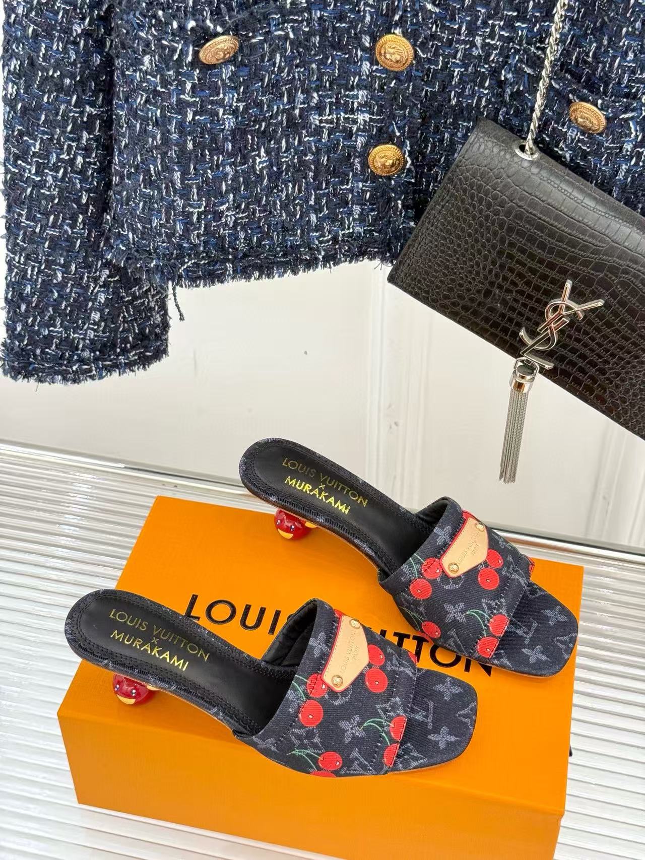 LVの高品質チェリーローヒール【50%割引+送料無料】