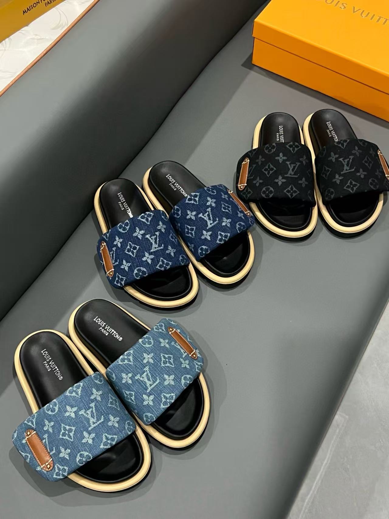 LVプリントのブレッドスリッパ【50％割引+送料無料】
