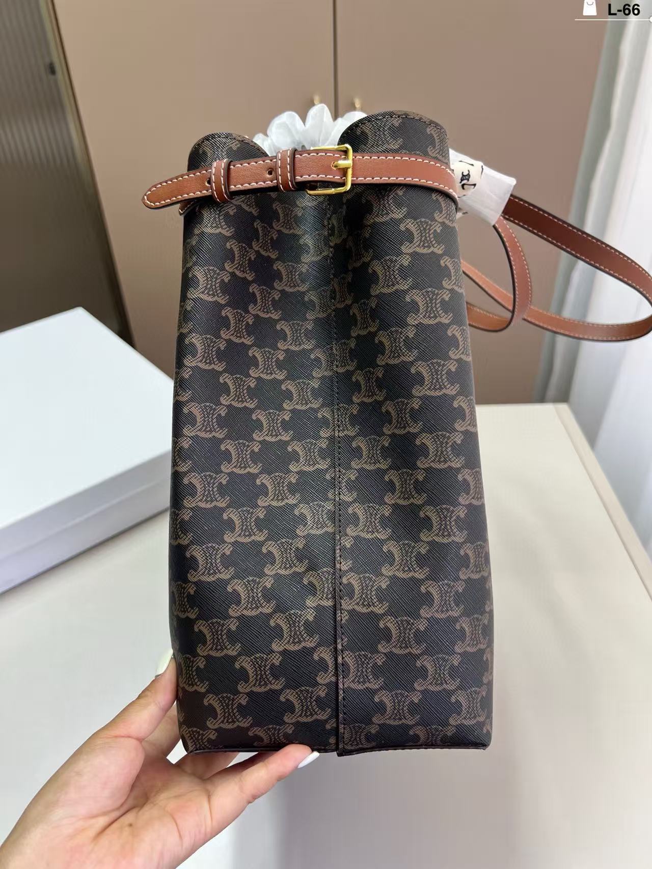 CEL1NE 凱旋門プリント ショッピングバッグ【50%割引+送料無料】