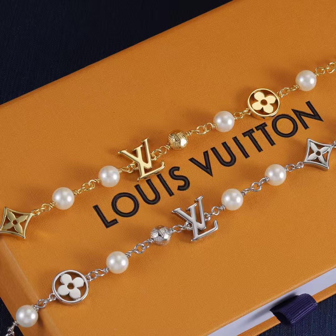 LV四つ葉のクローバーパールブレスレット【50％割引+送料無料】
