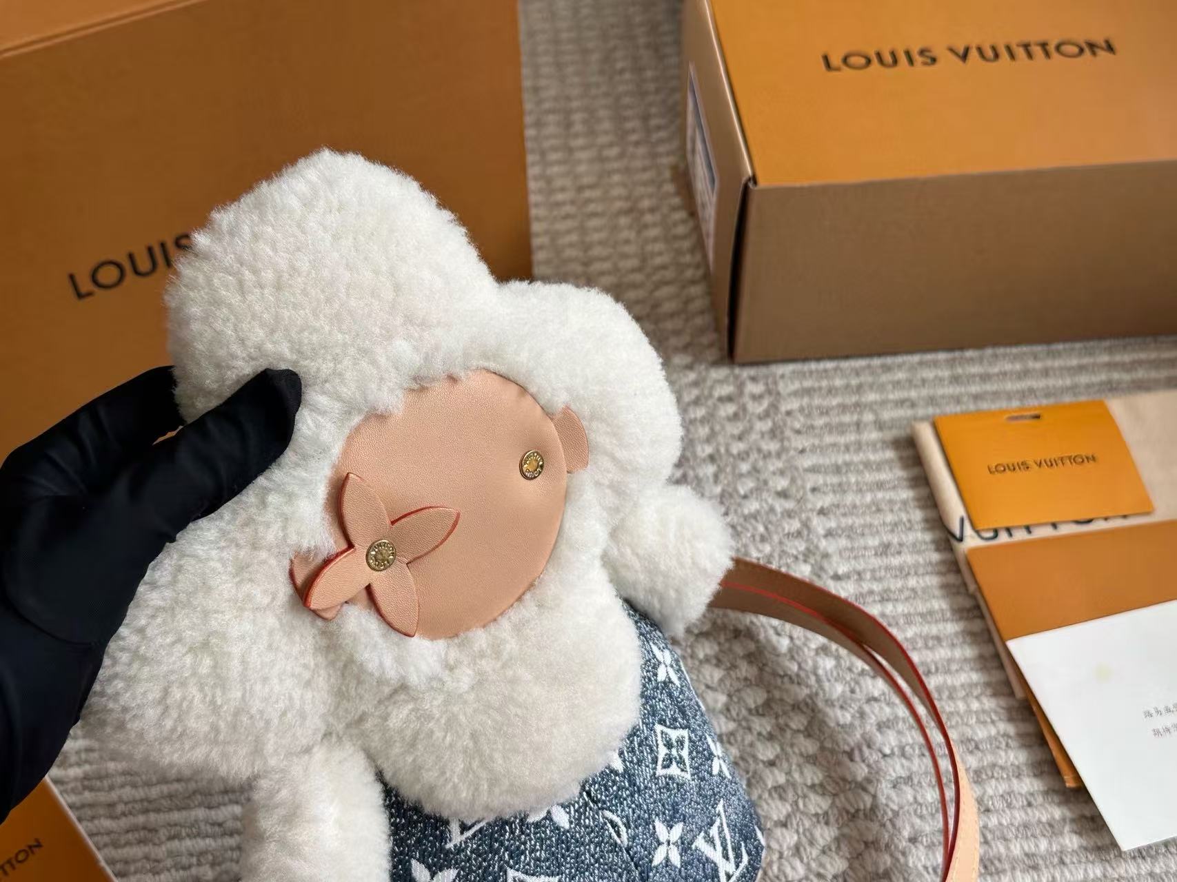 LVデニムバックパック【50％割引+送料無料】