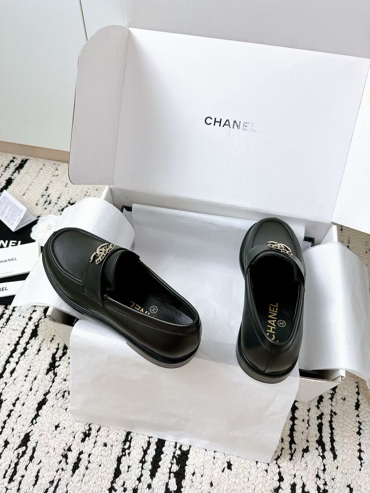 CHANE1 高品質ダブルCシープスキンフラットシューズ【50%割引+送料無料】