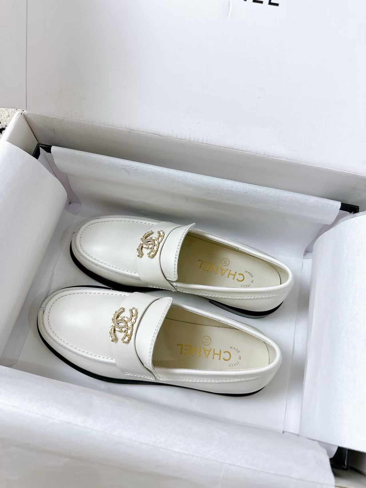 CHANE1 高品質ダブルCシープスキンフラットシューズ【50%割引+送料無料】