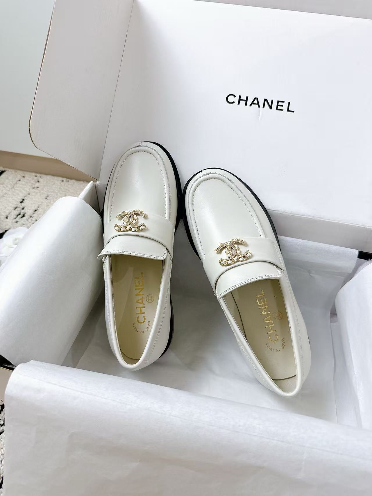 CHANE1 高品質ダブルCシープスキンフラットシューズ【50%割引+送料無料】