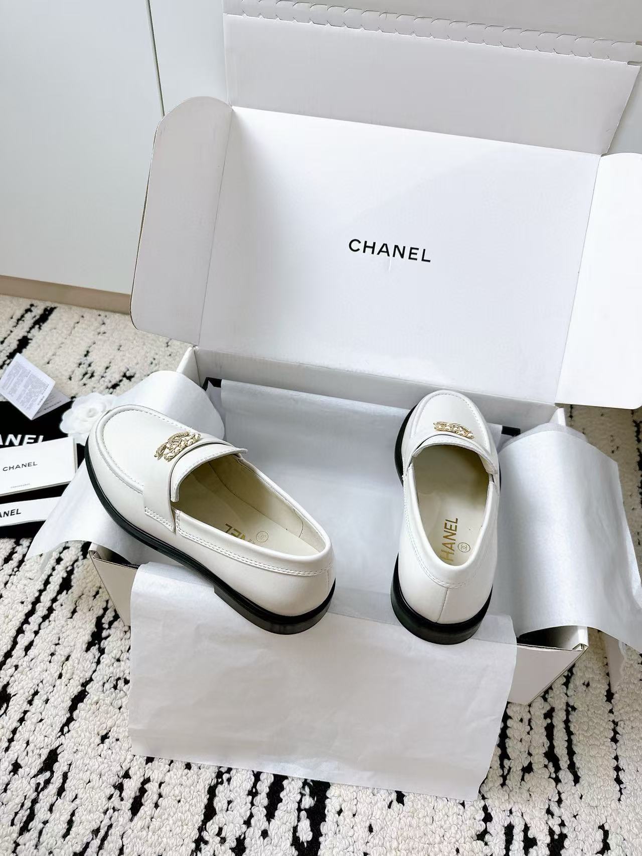 CHANE1 高品質ダブルCシープスキンフラットシューズ【50%割引+送料無料】