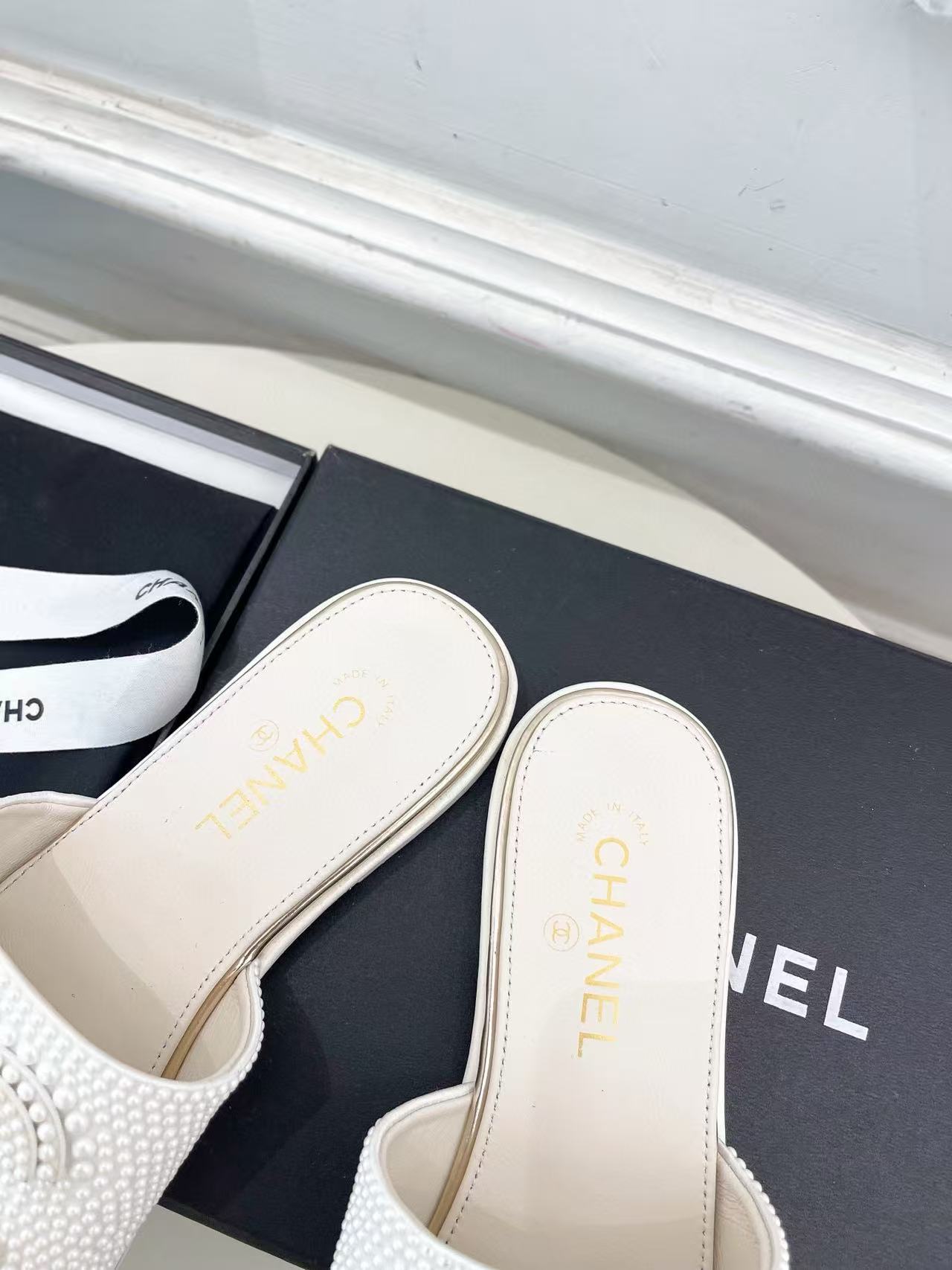 CHANE1 高品質ダブルCパールスリッパ【50%割引+送料無料】