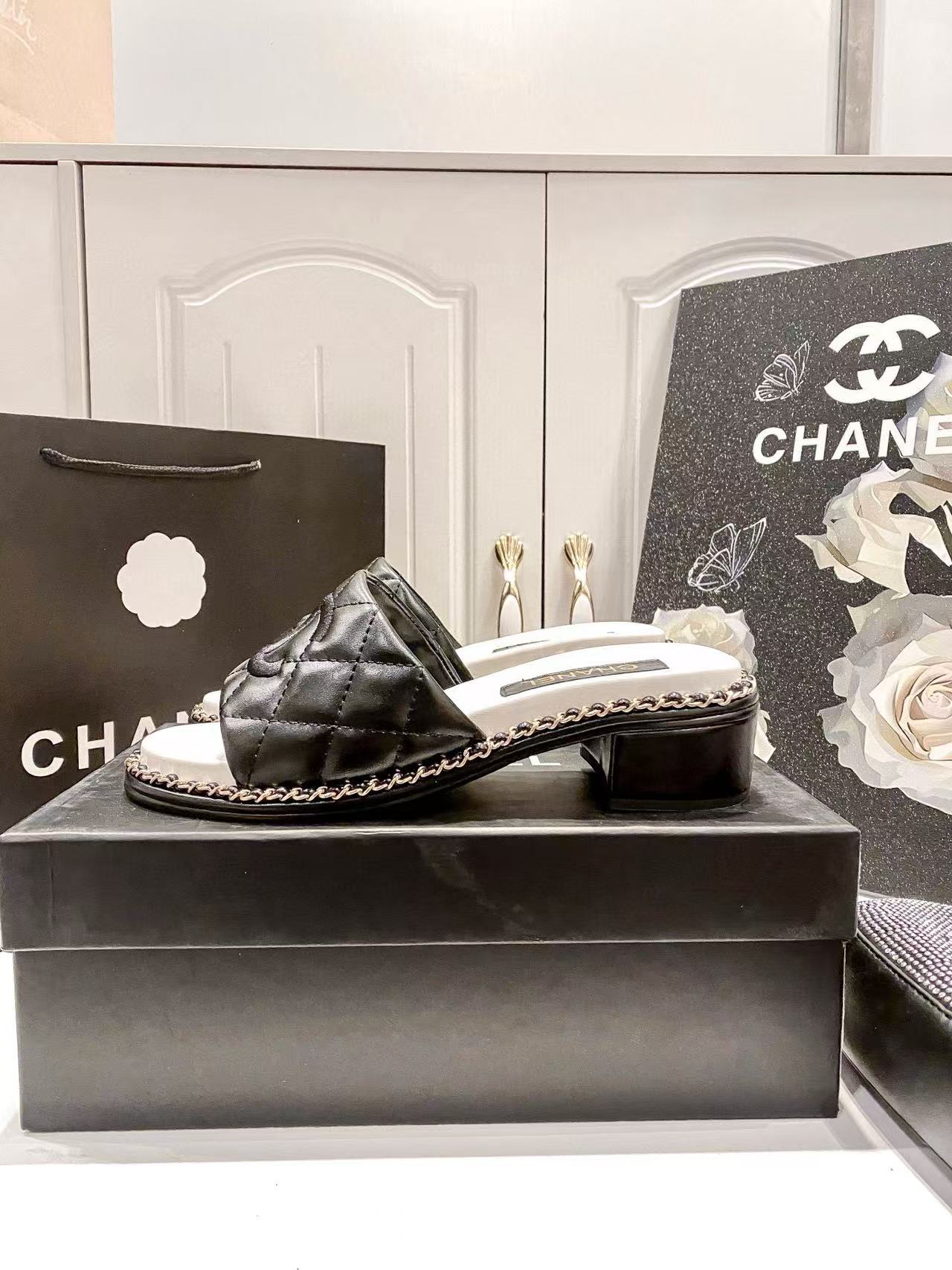 CHANE1 ダブルCチェーン 厚底 ローヒール スリッパ【50％割引+送料無料】