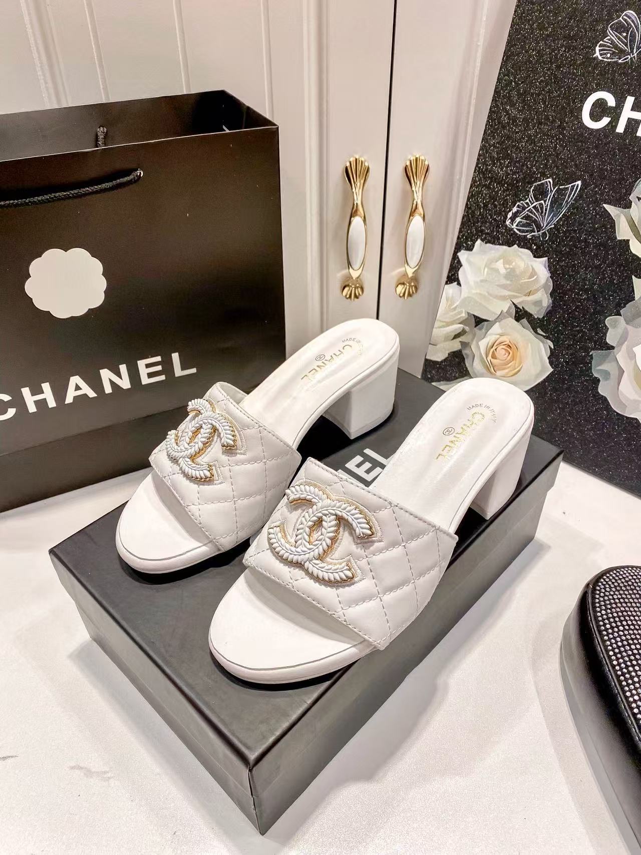 CHANE1 ダブルC チェック柄 ローヒール スリッパ【50％割引+送料無料】