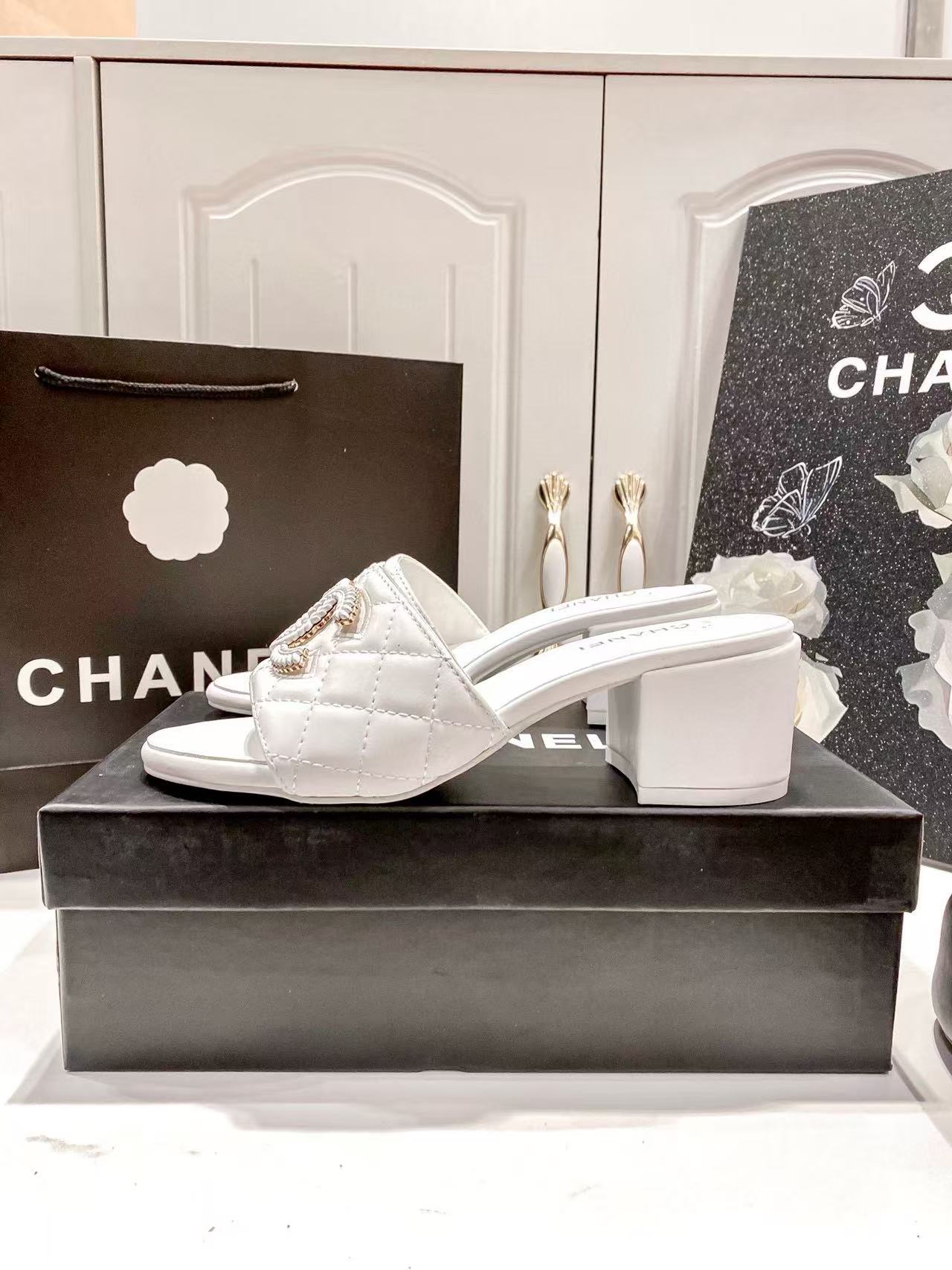 CHANE1 ダブルC チェック柄 ローヒール スリッパ【50％割引+送料無料】