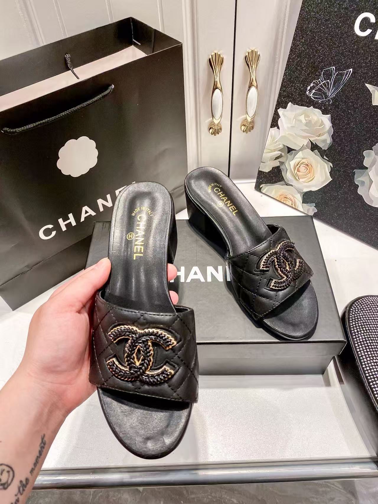 CHANE1 ダブルC チェック柄 ローヒール スリッパ【50％割引+送料無料】