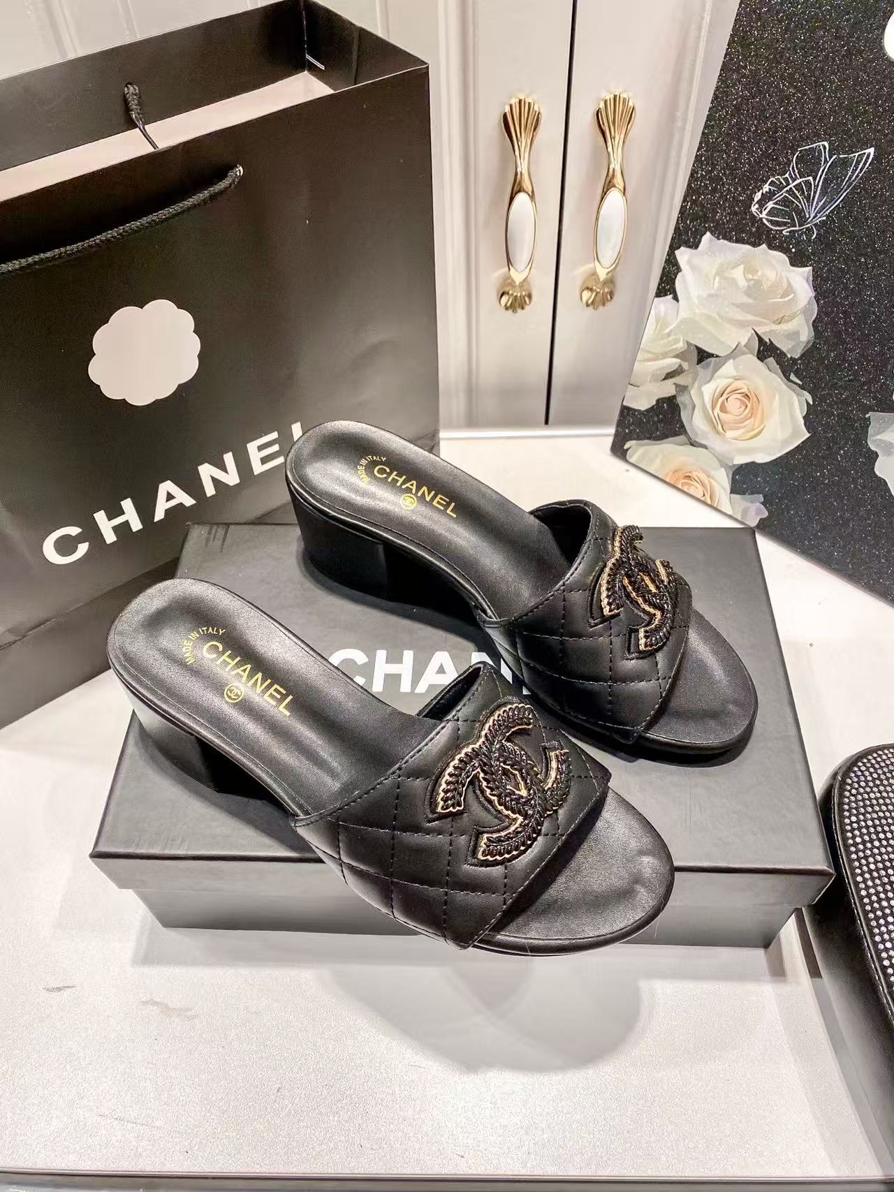 CHANE1 ダブルC チェック柄 ローヒール スリッパ【50％割引+送料無料】