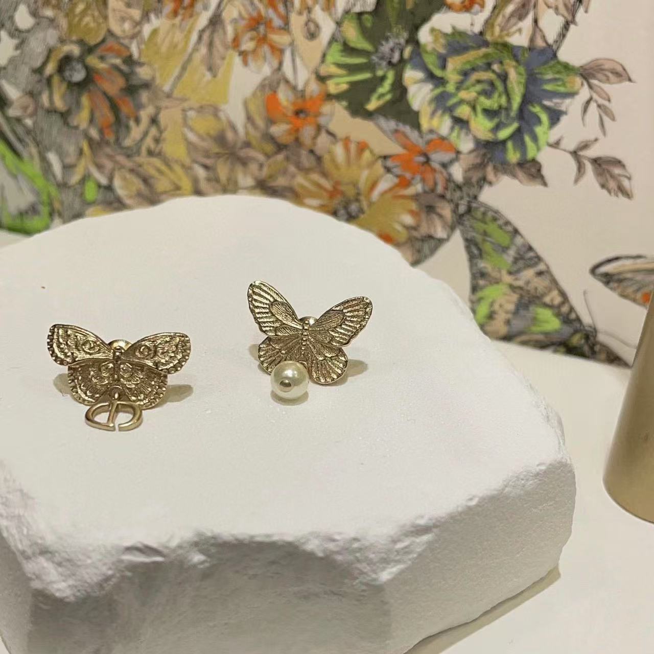 DI0R バタフライパールイヤリング【50％割引+送料無料】