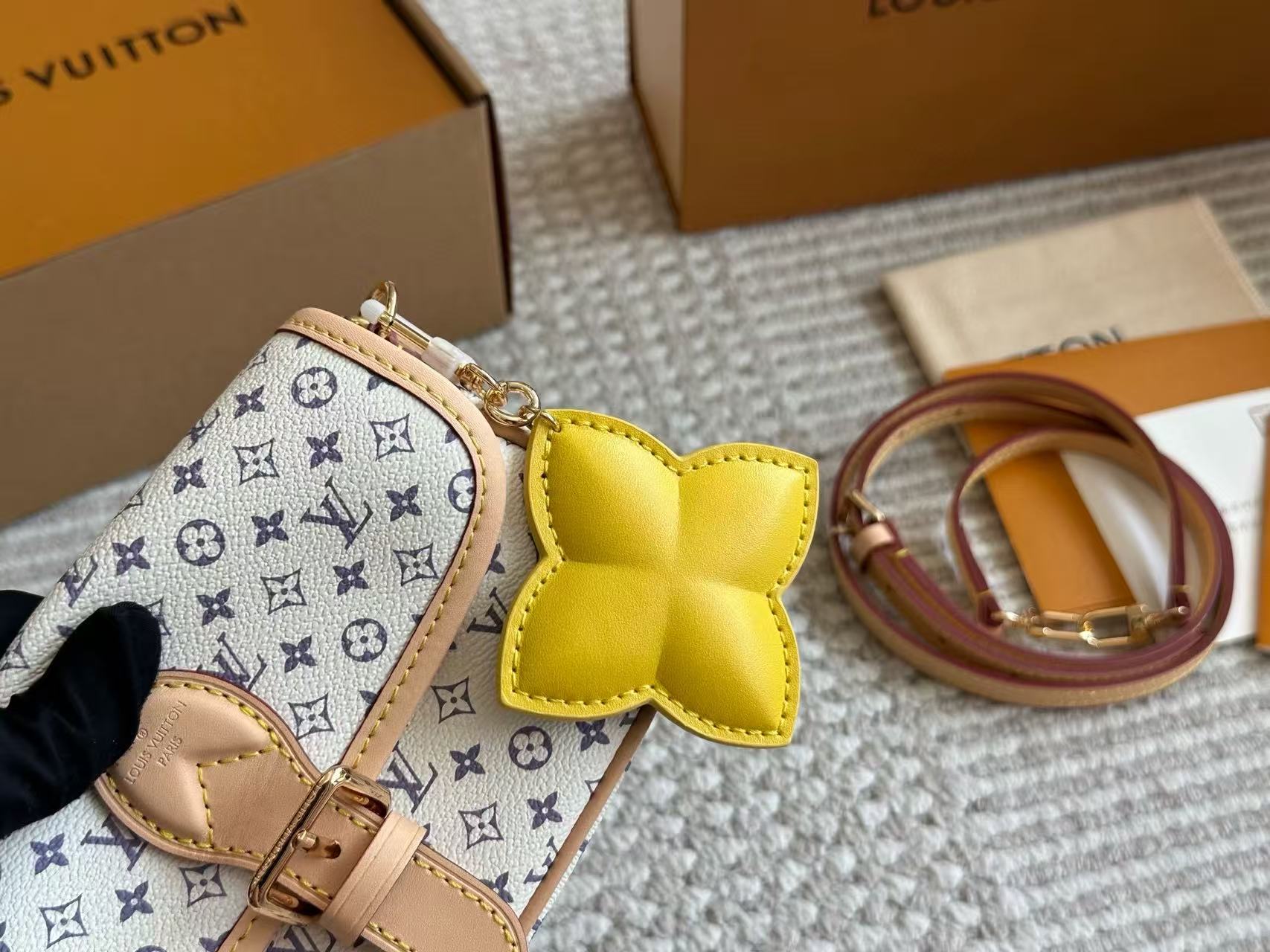 LVバゲットハンドバッグ【50%割引+送料無料】