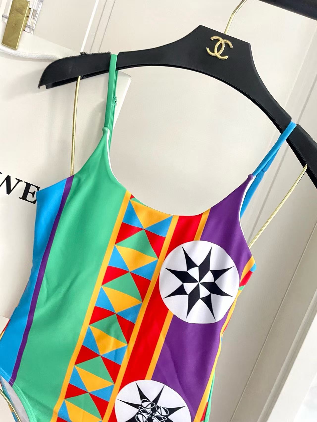 L0WEWのカラフルなワンピース水着【50％割引+送料無料】