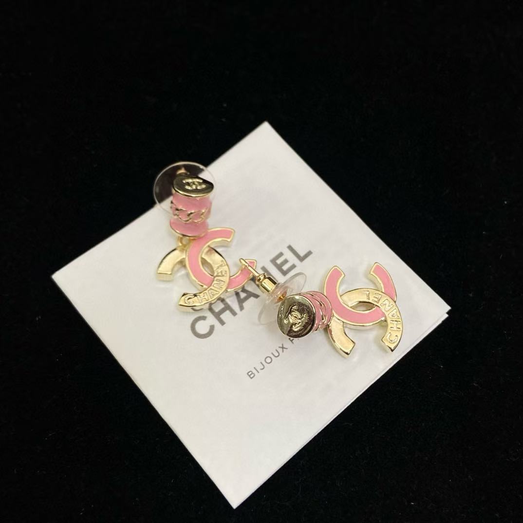 CHANE1 ダブルC ピンクエナメルイヤリング【50％割引+送料無料】