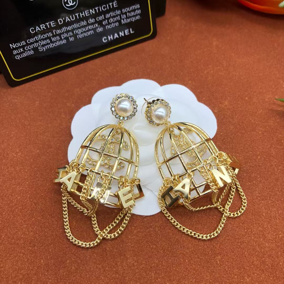 CHANE1 ダブルC バードケージパールイヤリング【50％割引+送料無料】