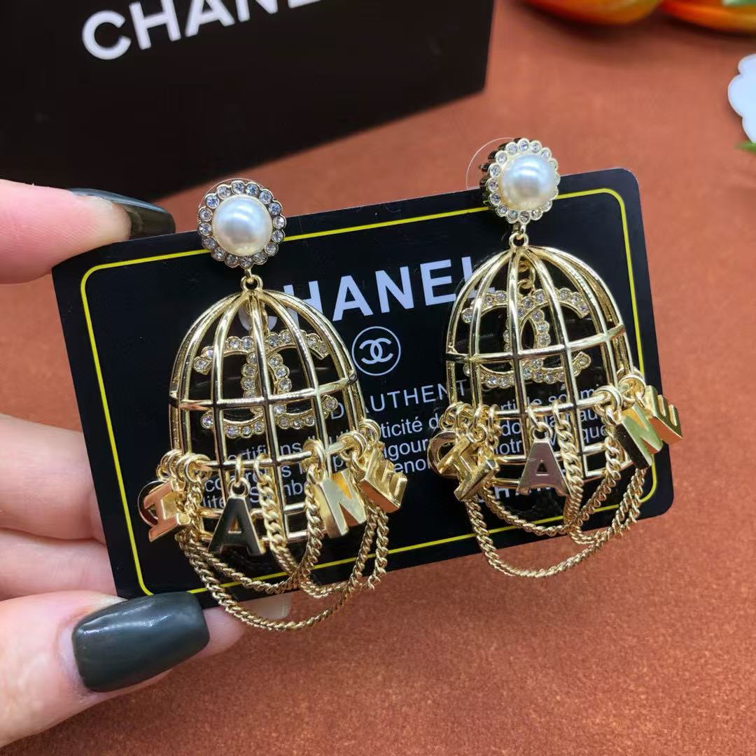 CHANE1 ダブルC バードケージパールイヤリング【50％割引+送料無料】