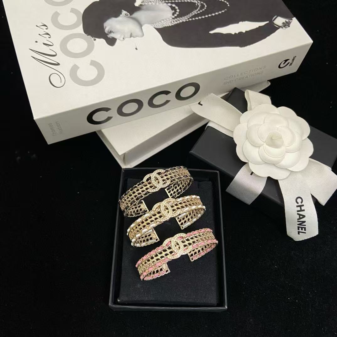 CHANE1 ダブルC ホローブレスレット【50％割引+送料無料】