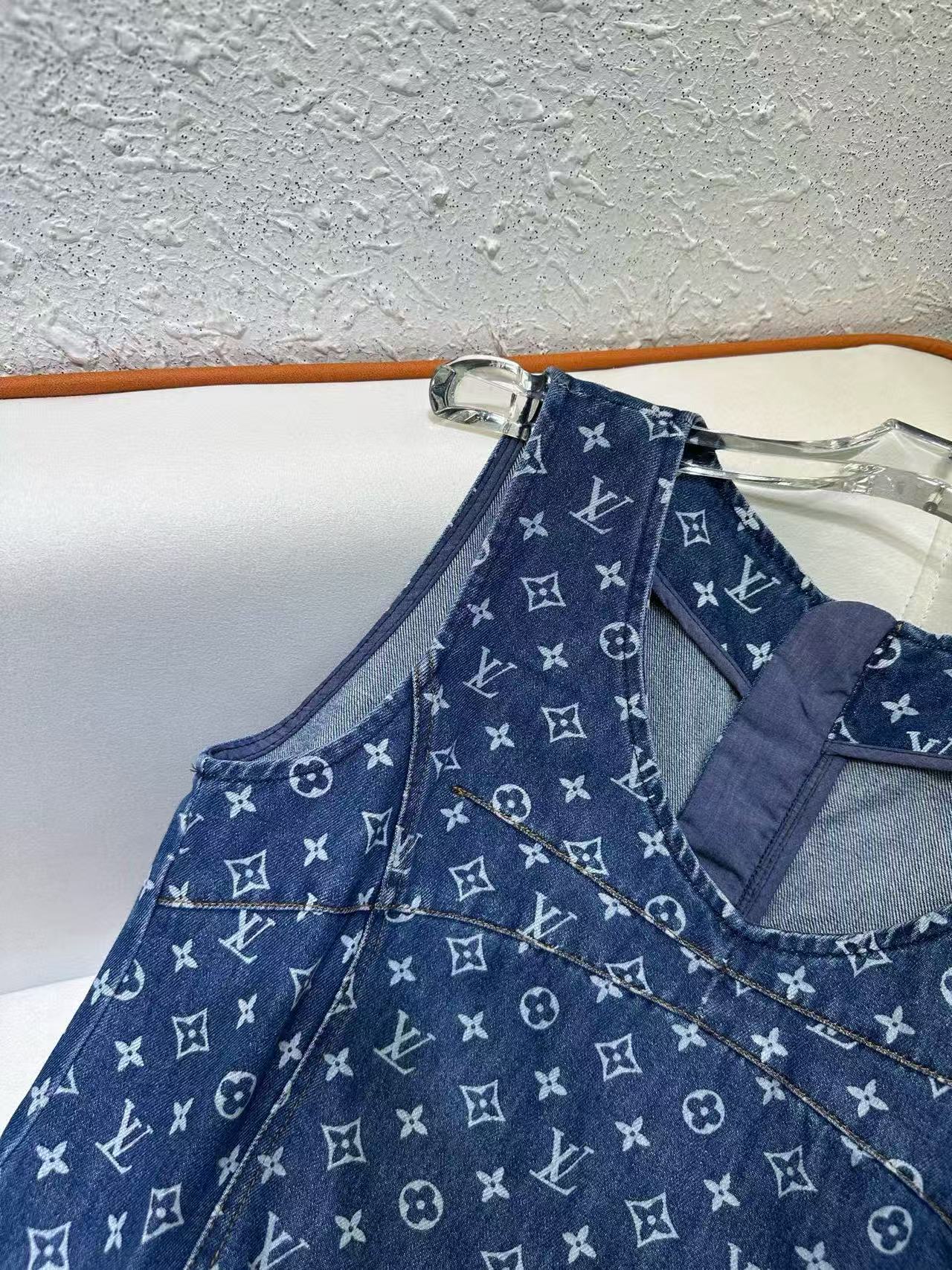 LVの高品質デニムプリントノースリーブドレス【50％割引+送料無料】