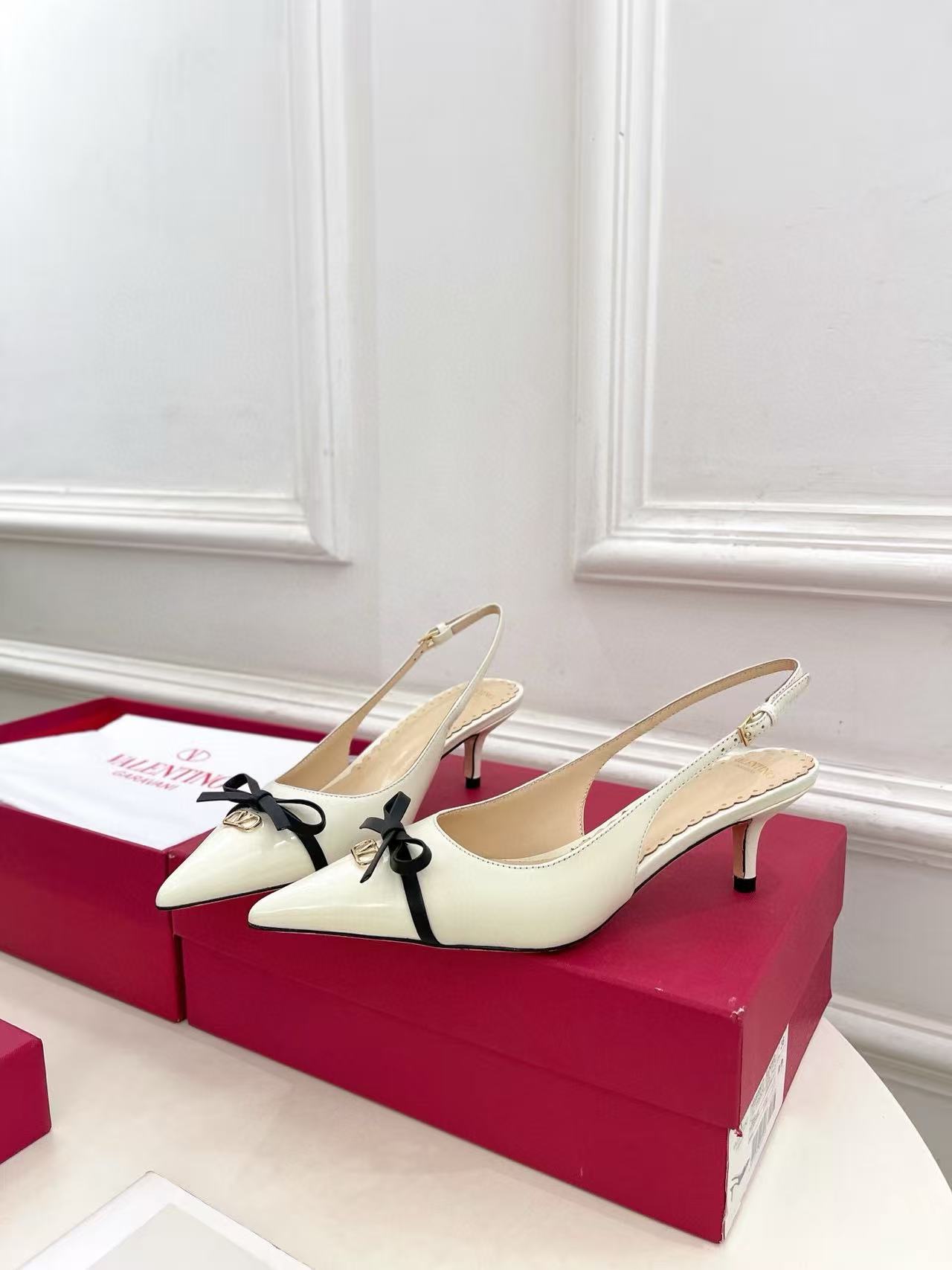 VALENT1NO 高品質カラーマッチングハイヒール【50％割引+送料無料】