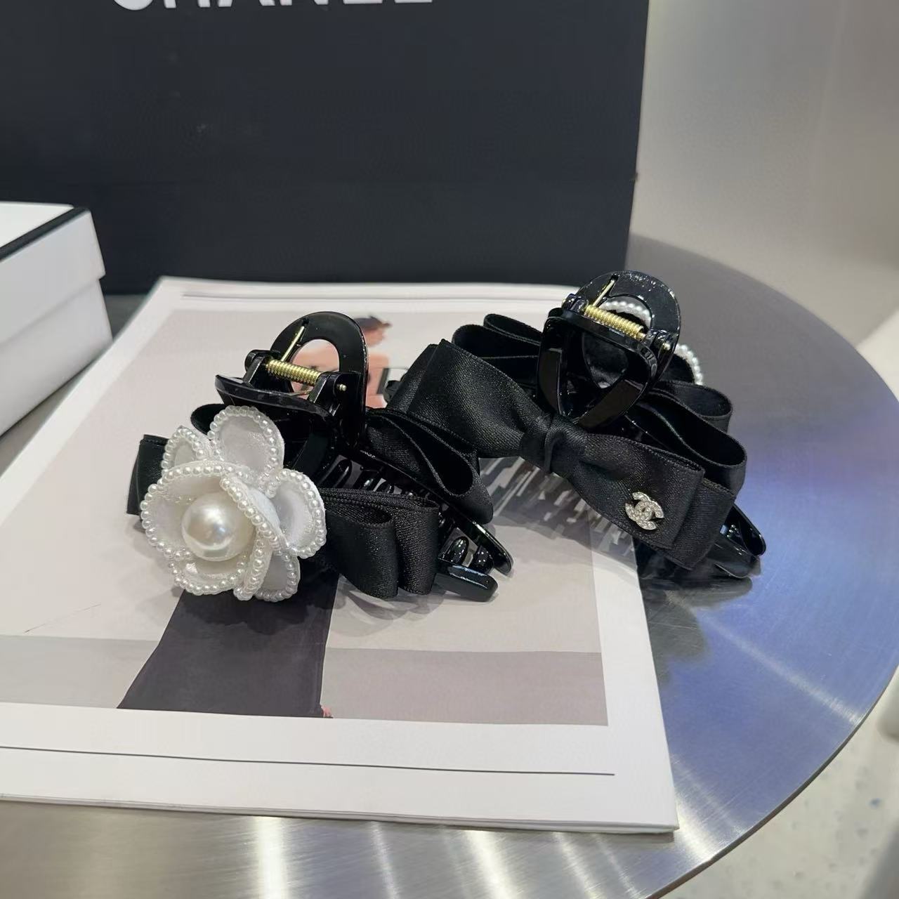 CHANE1 カメリア AB ヘアピン【50％割引+送料無料】