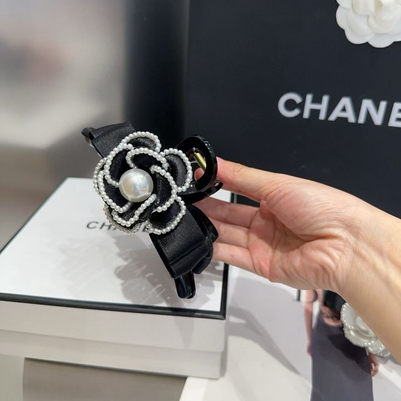 CHANE1 カメリア AB ヘアピン【50％割引+送料無料】