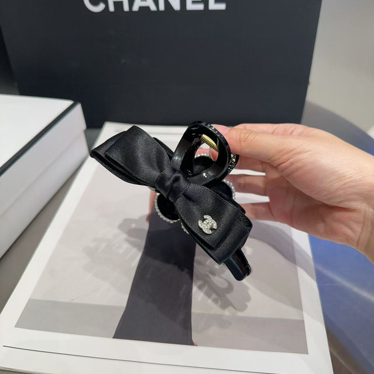 CHANE1 カメリア AB ヘアピン【50％割引+送料無料】