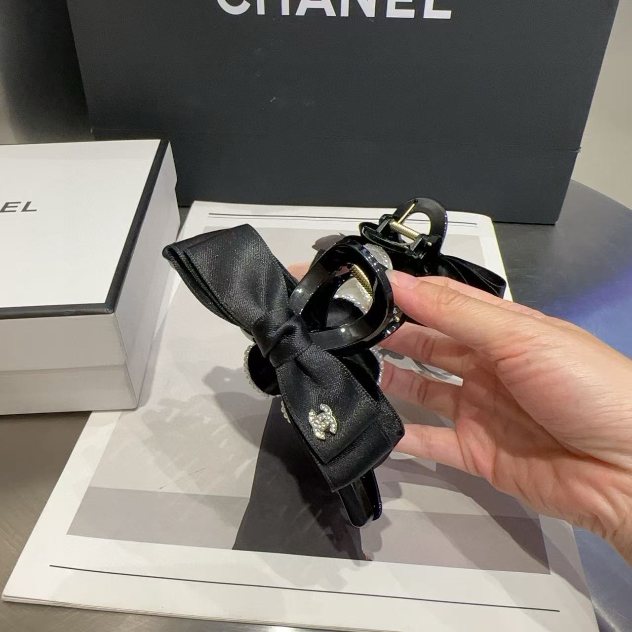 CHANE1 カメリア AB ヘアピン【50％割引+送料無料】